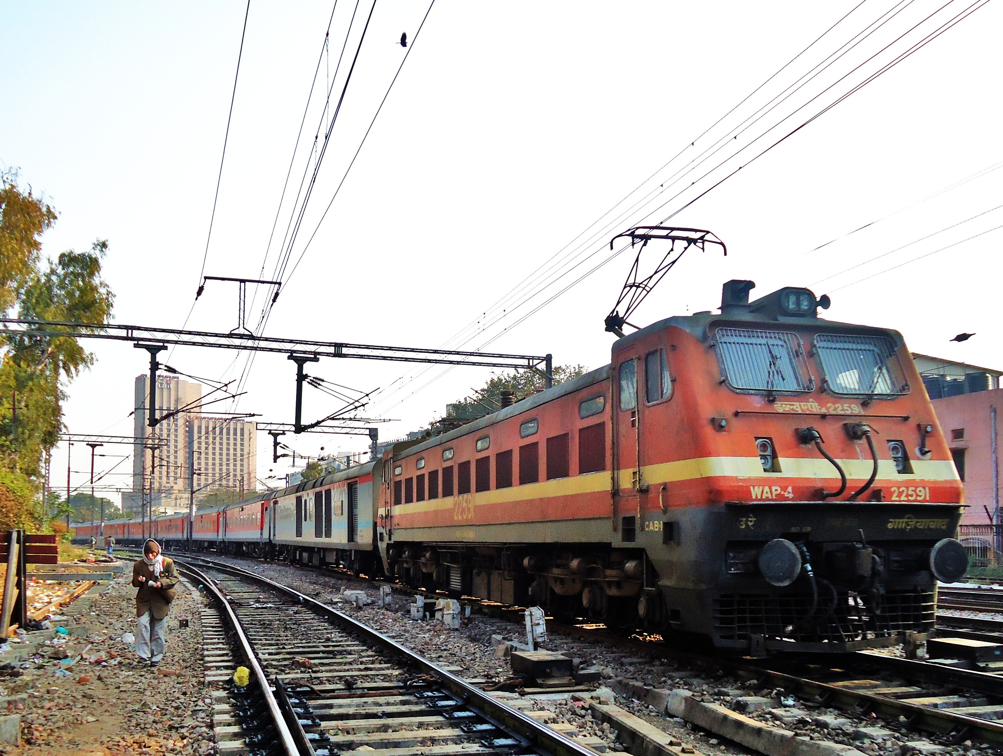 Know about the Mumbai Rajdhani Express