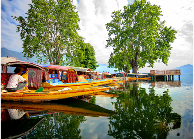 The Top 10 Reasons to Visit Kashmir (Heaven of Earth)